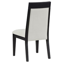Load image into Gallery viewer, Brookmead Dining Set