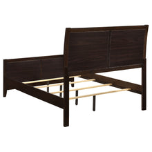Load image into Gallery viewer, Carlton Panel Bed