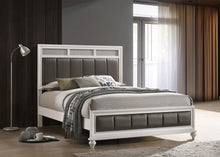 Load image into Gallery viewer, Barzini Panel Bed