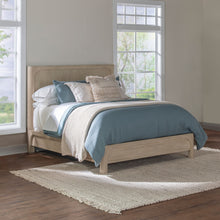 Load image into Gallery viewer, Solano Panel Platform Bed