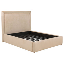 Load image into Gallery viewer, Lawson Panel Platform Bed