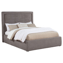 Load image into Gallery viewer, Lawson Panel Platform Bed