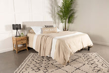 Load image into Gallery viewer, Pirro Queen Headboard