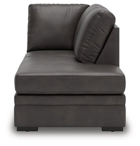 Lofton-Pike Sectional with Chaise