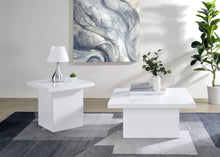 Load image into Gallery viewer, Devar End Table