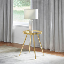Load image into Gallery viewer, Kaelyn End Table