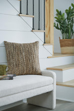 Load image into Gallery viewer, Jayner Pillow (Set of 4)
