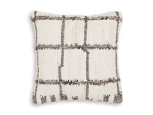 Load image into Gallery viewer, Wimings Pillow (Set of 4)