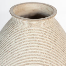 Load image into Gallery viewer, Hannela Vase
