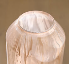 Load image into Gallery viewer, Dushby Vase