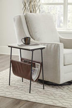 Load image into Gallery viewer, Etanbury Accent Table
