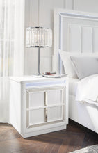 Load image into Gallery viewer, Chalanna Nightstand