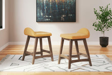 Load image into Gallery viewer, Lyncott Dining Room Set