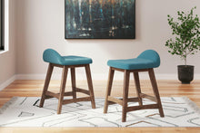 Load image into Gallery viewer, Lyncott Dining Room Set