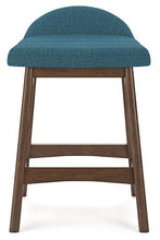 Load image into Gallery viewer, Lyncott Dining Room Set
