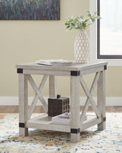 Load image into Gallery viewer, Carynhurst Occasional Table Set