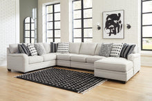 Load image into Gallery viewer, Huntsworth Living Room Set