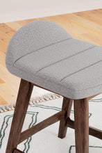 Load image into Gallery viewer, Lyncott Dining Room Set