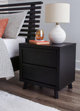 Load image into Gallery viewer, Danziar Nightstand