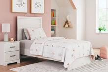 Load image into Gallery viewer, Stelsie Bed