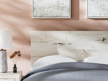 Load image into Gallery viewer, Lawroy Bed