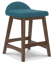 Load image into Gallery viewer, Lyncott Dining Room Set