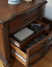 Load image into Gallery viewer, Lavinton Bedroom Set