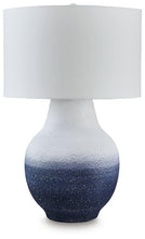Load image into Gallery viewer, Dashland Table Lamp image