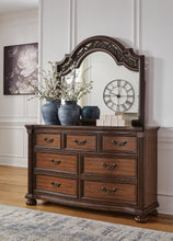 Load image into Gallery viewer, Lavinton Bedroom Set
