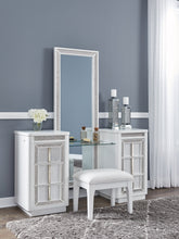 Load image into Gallery viewer, Chalanna Vanity with Mirror