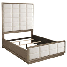 Load image into Gallery viewer, Durango Panel Bed