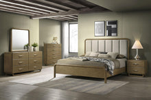 Load image into Gallery viewer, Amsbury Panel Bed