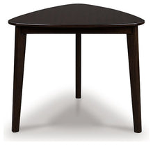 Load image into Gallery viewer, Mallenette Dining Table