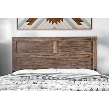Load image into Gallery viewer, Wynton Weathered Light Oak Cal.King, E.King, &amp; Queen Bed
