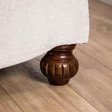 Load image into Gallery viewer, Catalonia Sofa