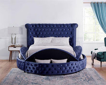 Load image into Gallery viewer, Delilah Cal.King &amp; E.King Bed