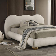 Load image into Gallery viewer, Finamore Bed