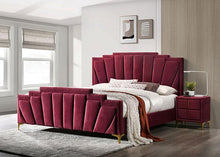 Load image into Gallery viewer, Florizel Bed Black &amp; Red