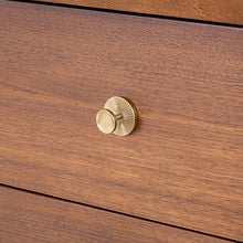 Load image into Gallery viewer, Hepburne Chest