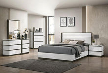 Load image into Gallery viewer, BIRSFELDEN Chest, White