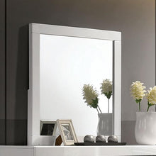 Load image into Gallery viewer, MAGDEBURG Mirror, White