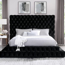 Load image into Gallery viewer, STEFANIA E.King &amp; Queen Bed, Black &amp; Gray