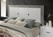 Load image into Gallery viewer, Stoholm E.King &amp; Queen Bed