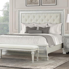 Load image into Gallery viewer, Stella Mia Bed White &amp; White image