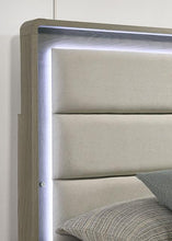 Load image into Gallery viewer, Rainier E.King Bed