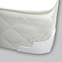 Load image into Gallery viewer, Daisy White 6" Bunkie Board Combo Mattress, Twin