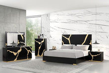 Load image into Gallery viewer, Goldsberg E.King &amp; Queen Bed Grey &amp; Pink