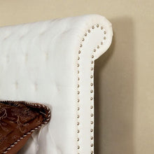 Load image into Gallery viewer, Bennett Queen Bed