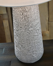 Load image into Gallery viewer, Chaston Table Lamp (Set of 2)