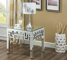 Load image into Gallery viewer, Aria Mirrored End Table